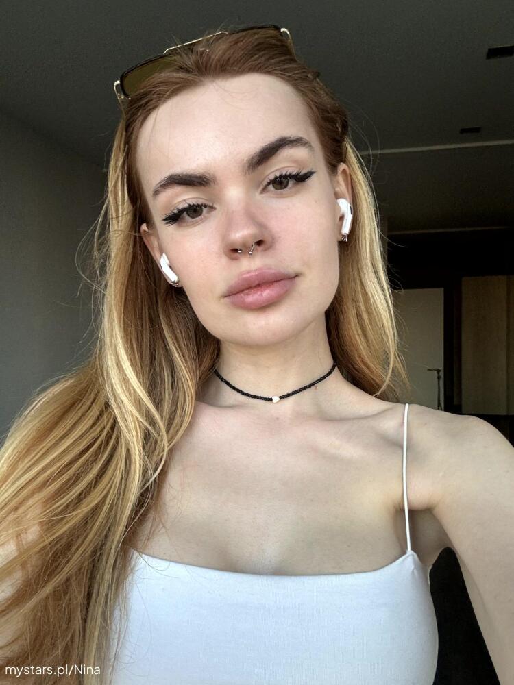 Nina 💜