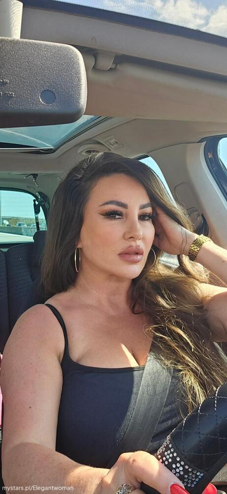 JuicyMilf