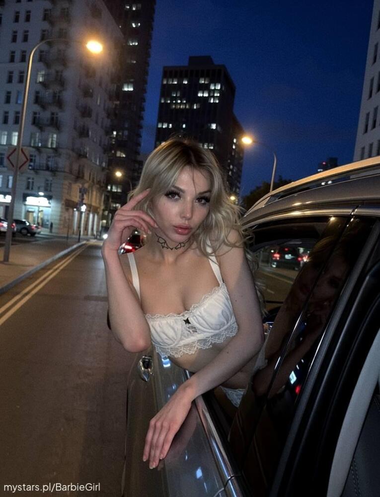BlondWidow 🕷️
