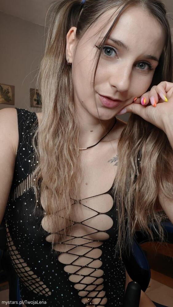 Lena 💕