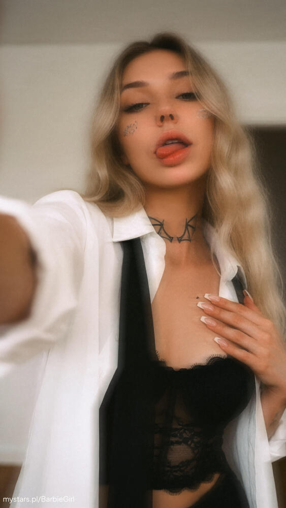 BlondWidow 🕷️